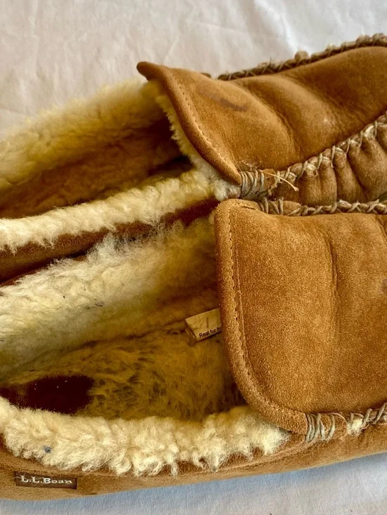 L.L. Bean Chestnut Brown Suede Shearling Moccasins - Picture 5 of 6